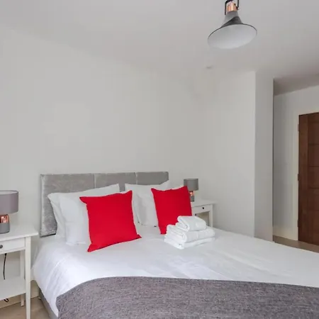 Spacious And Modern Apartment In Pimlico London Exterior photo