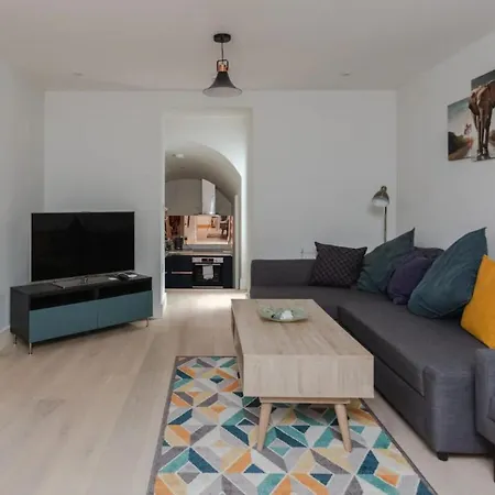 Spacious And Modern Apartment In Pimlico London Exterior photo