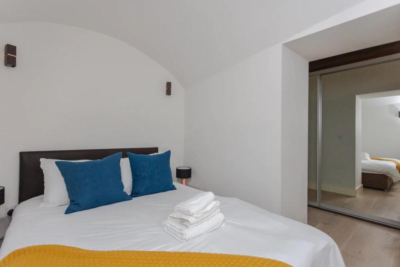 Spacious And Modern In Pimlico Лондон