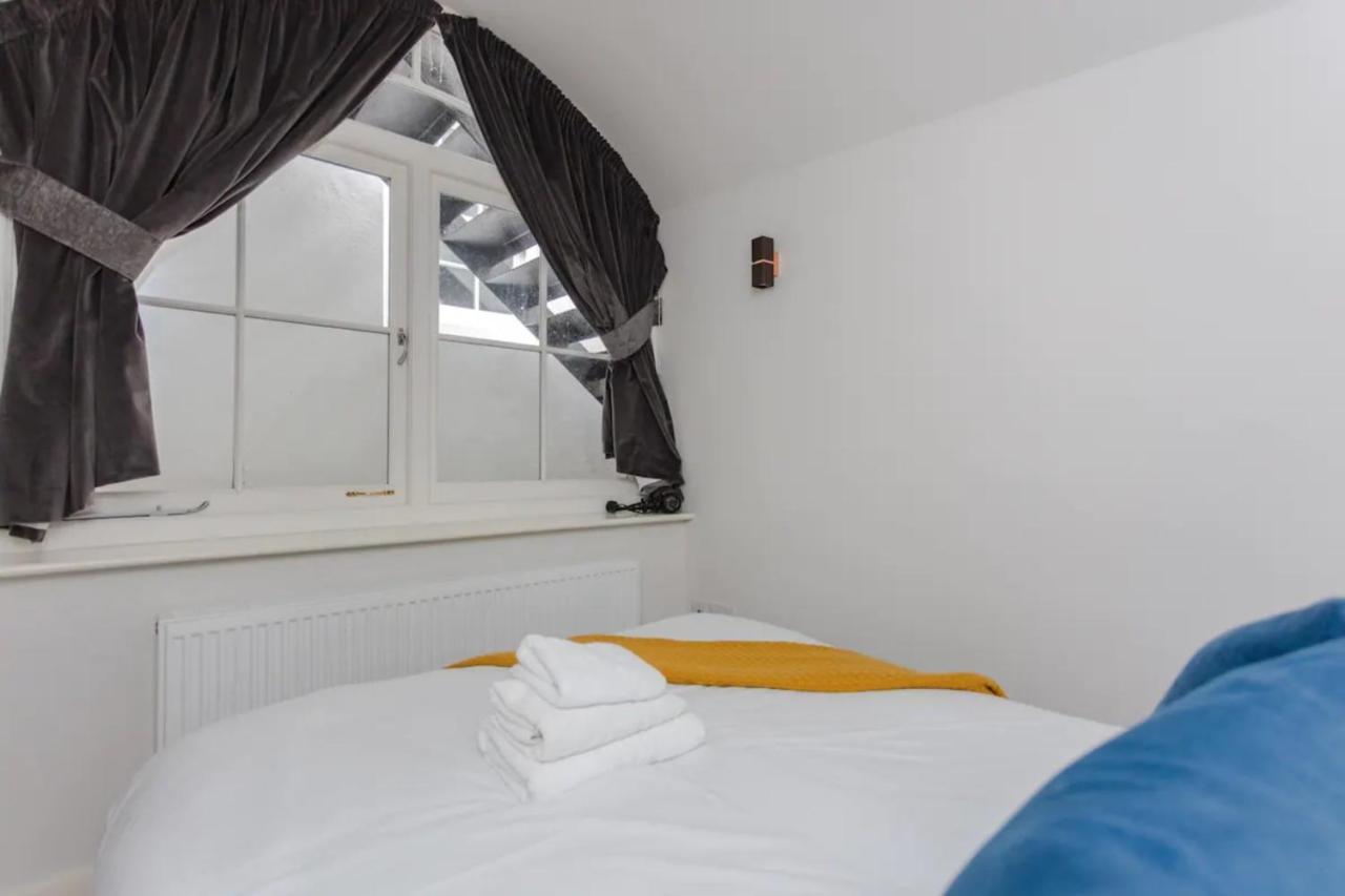 Апартаменты Spacious And Modern In Pimlico Лондон