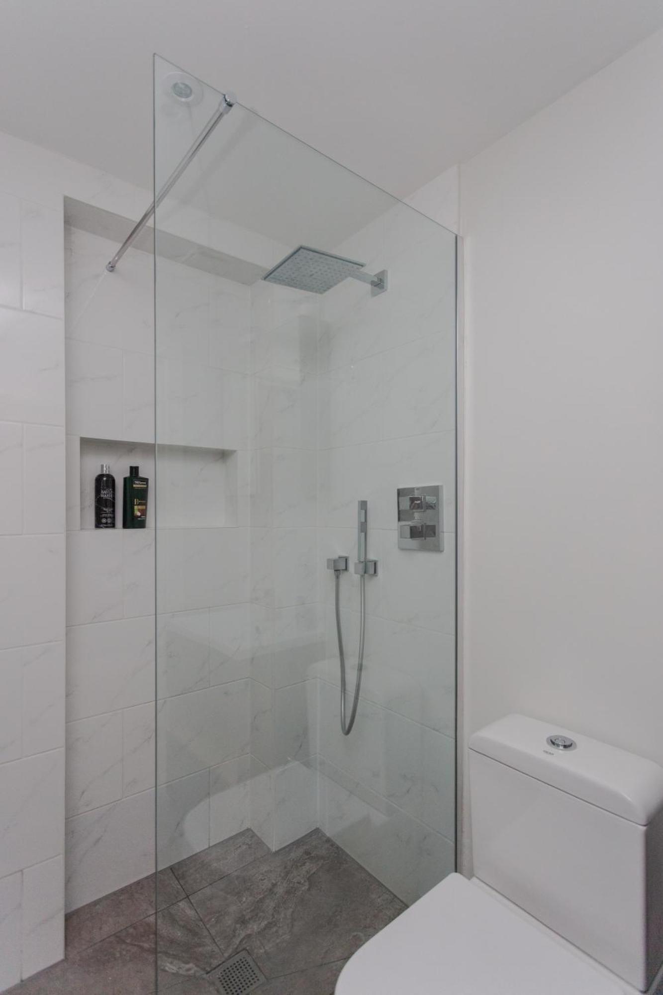 Spacious And Modern In Pimlico * Лондон