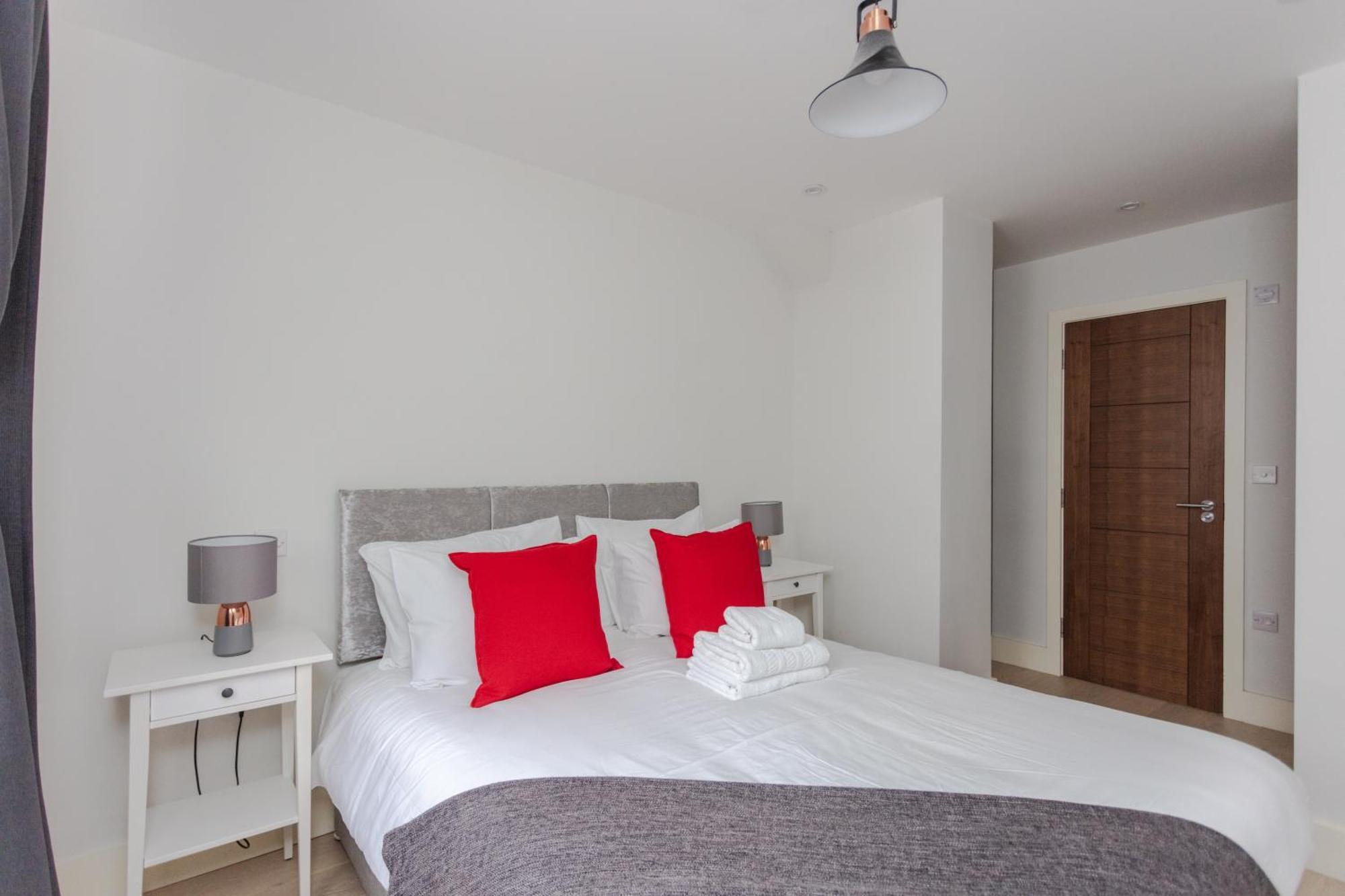 Spacious And Modern In Pimlico Апартаменты