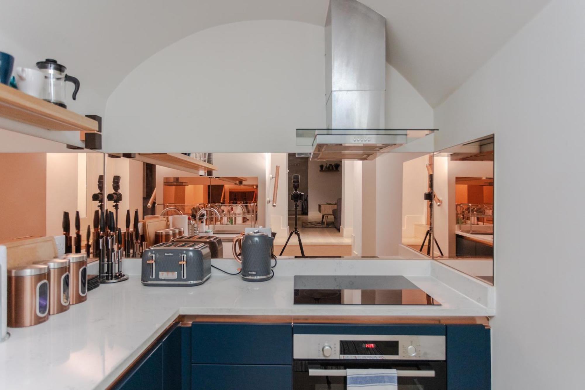 Spacious And Modern In Pimlico Лондон